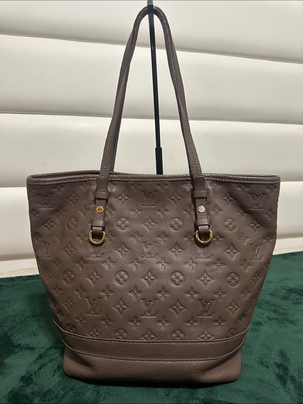 Louis Vuitton Citadine Empreinte Tote Bag - Picture 2 of 15